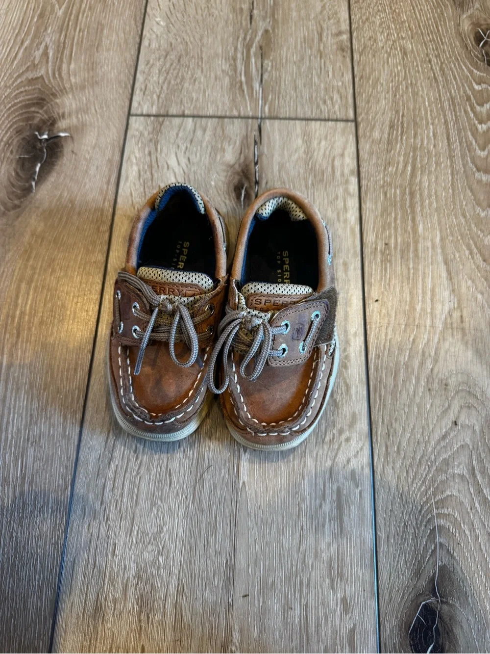 Sperry Kids Brown Leather Boat Shoes with Gray Laces